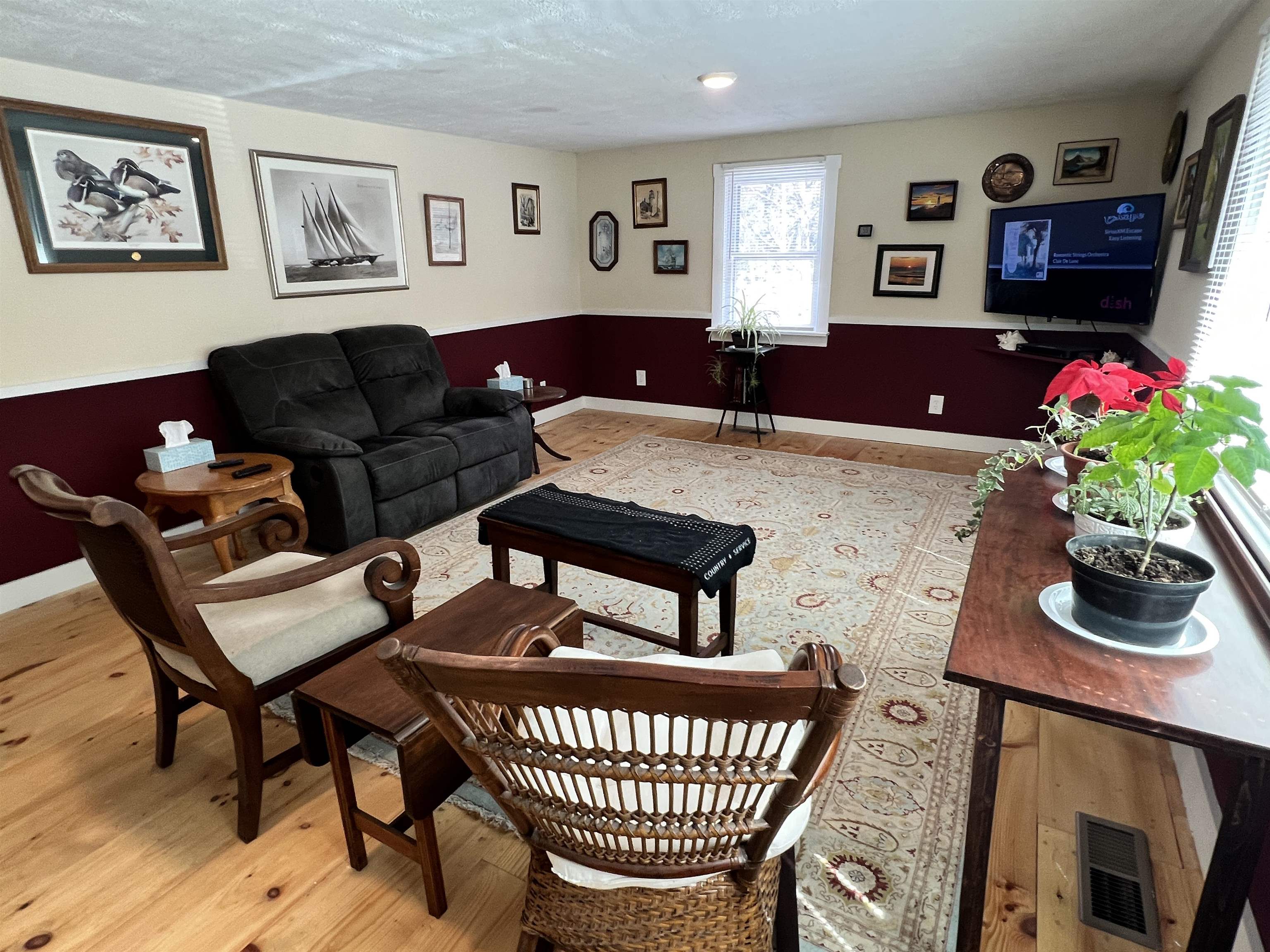 415 Bliss Road Hartford, VT 05001 - Photo 12 of 40 Gallery Image 12