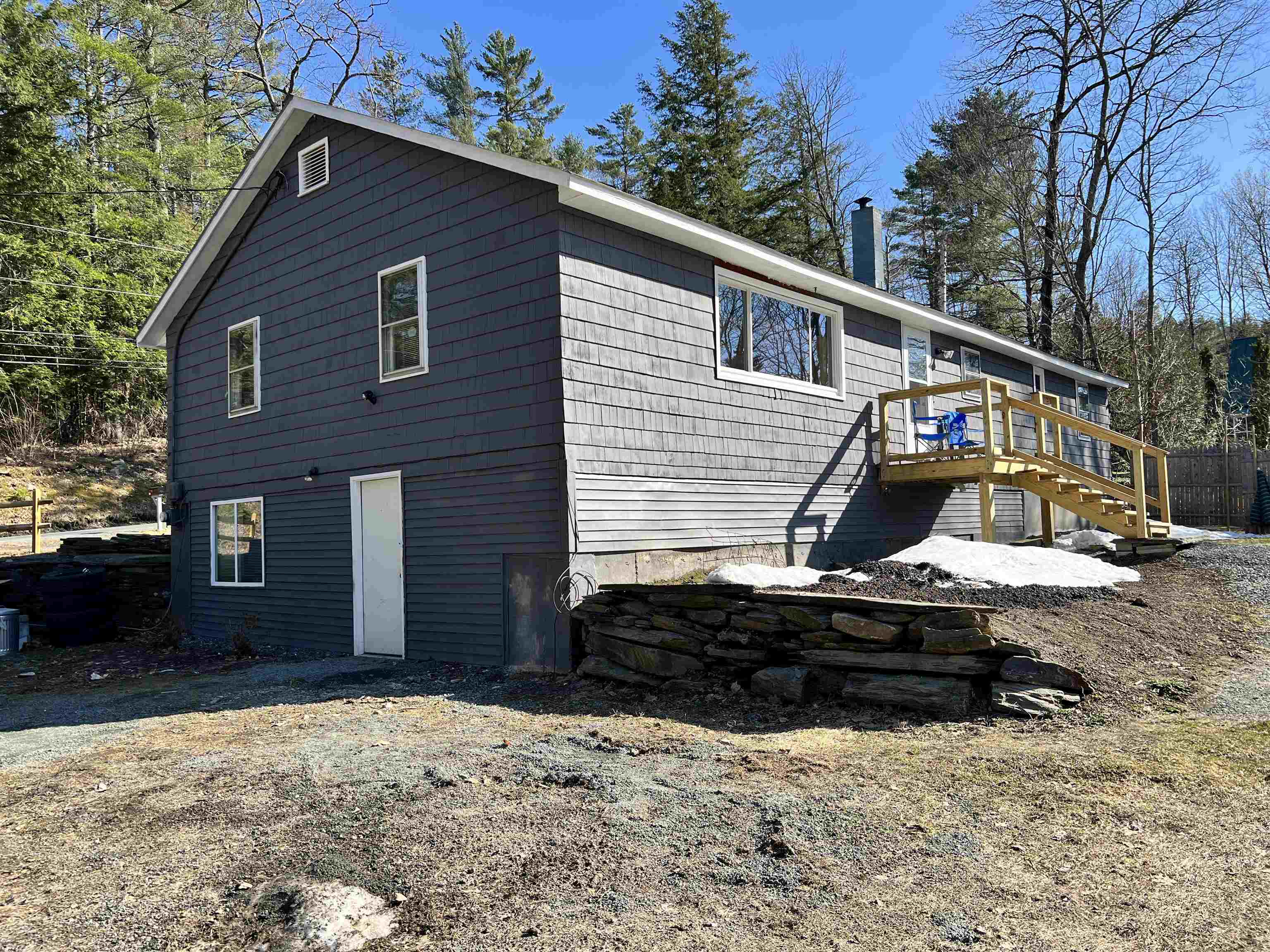 415 Bliss Road Hartford, VT 05001 - Photo 2 of 40 Gallery Image 2