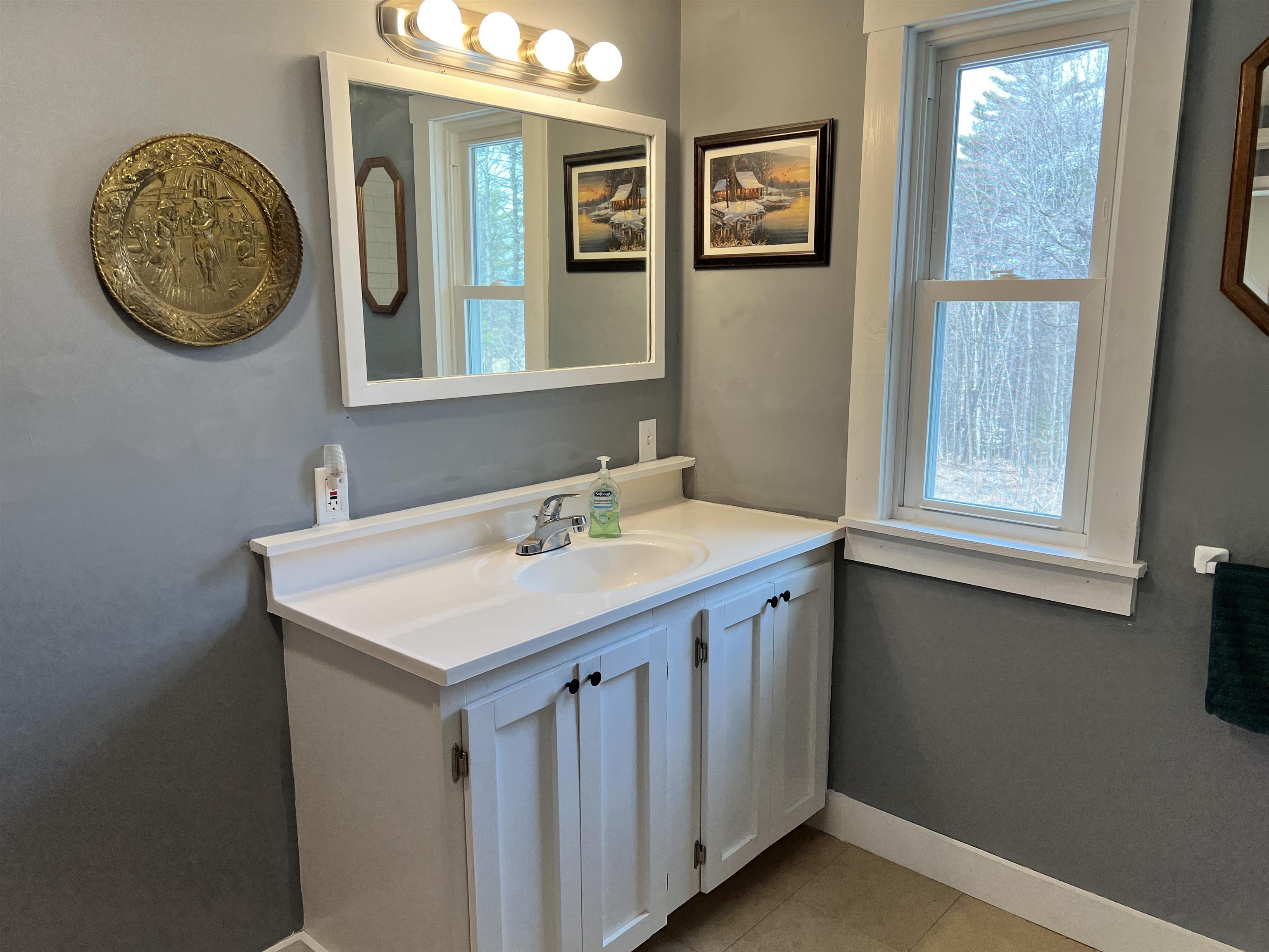 415 Bliss Road Hartford, VT 05001 - Photo 29 of 40 Gallery Image 29