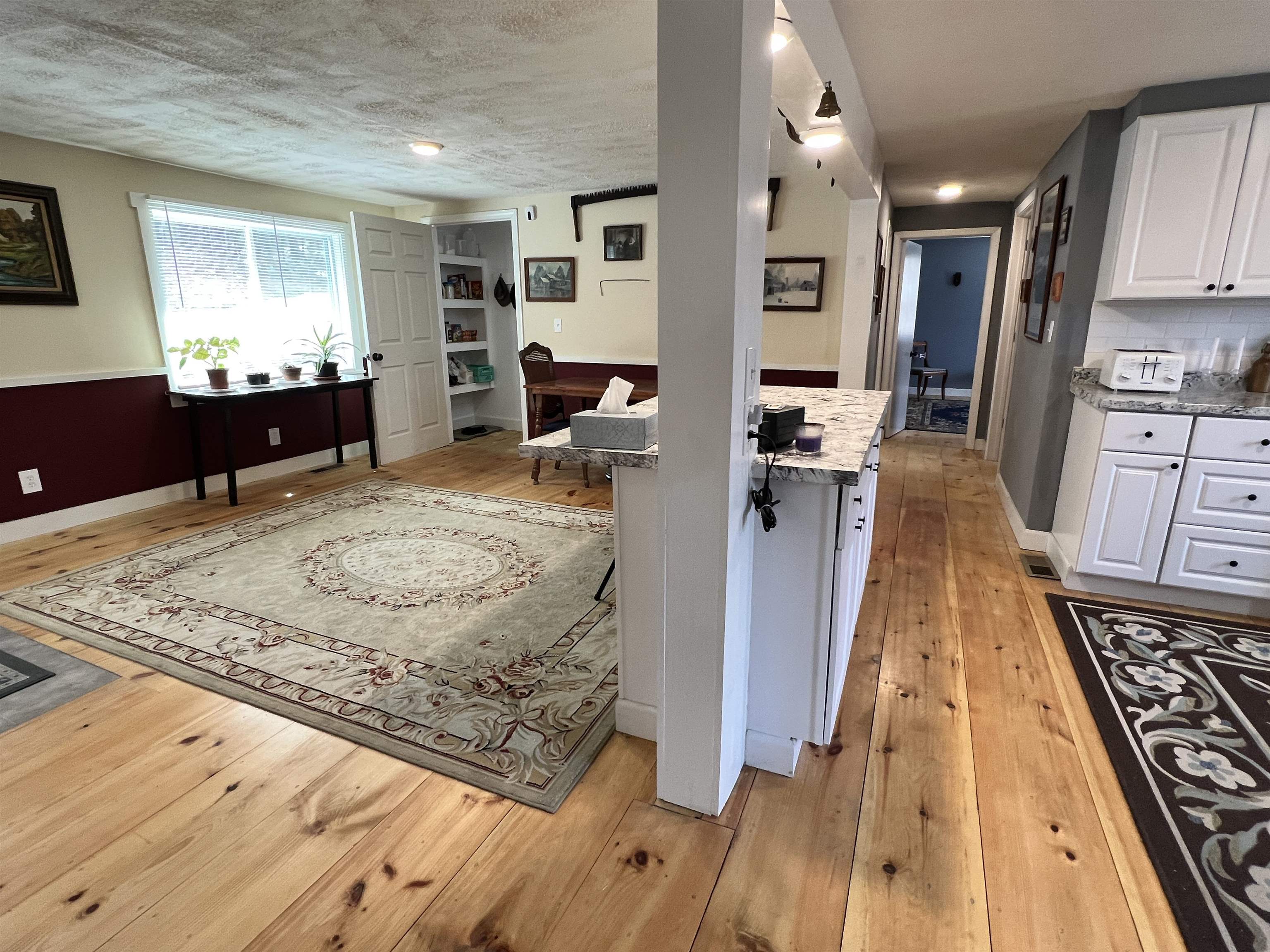 415 Bliss Road Hartford, VT 05001 - Photo 4 of 40 Gallery Image 4