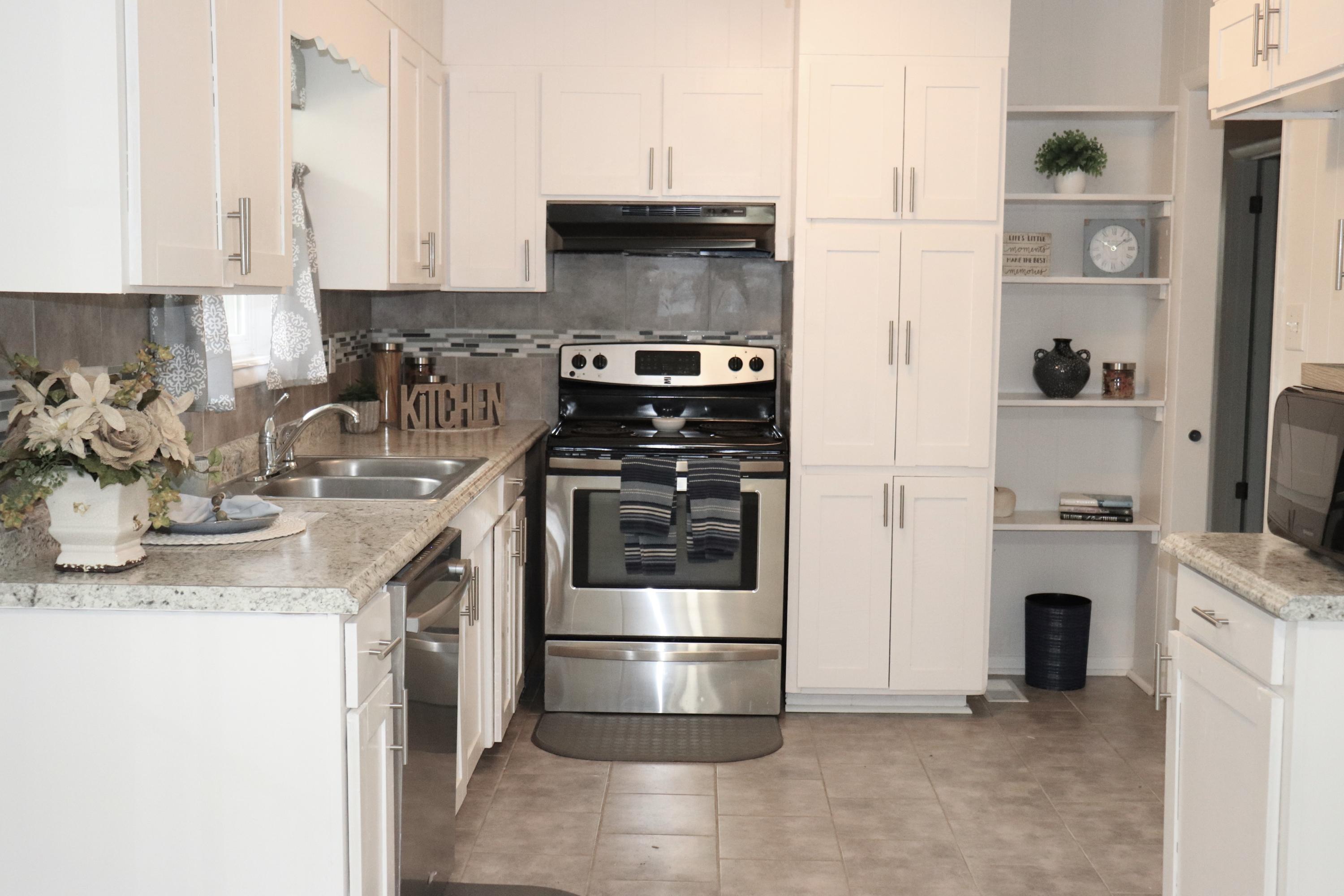 1076 Bancroft Road McDonald, TN 37353 - Photo 6 of 24 3 - kitchen white