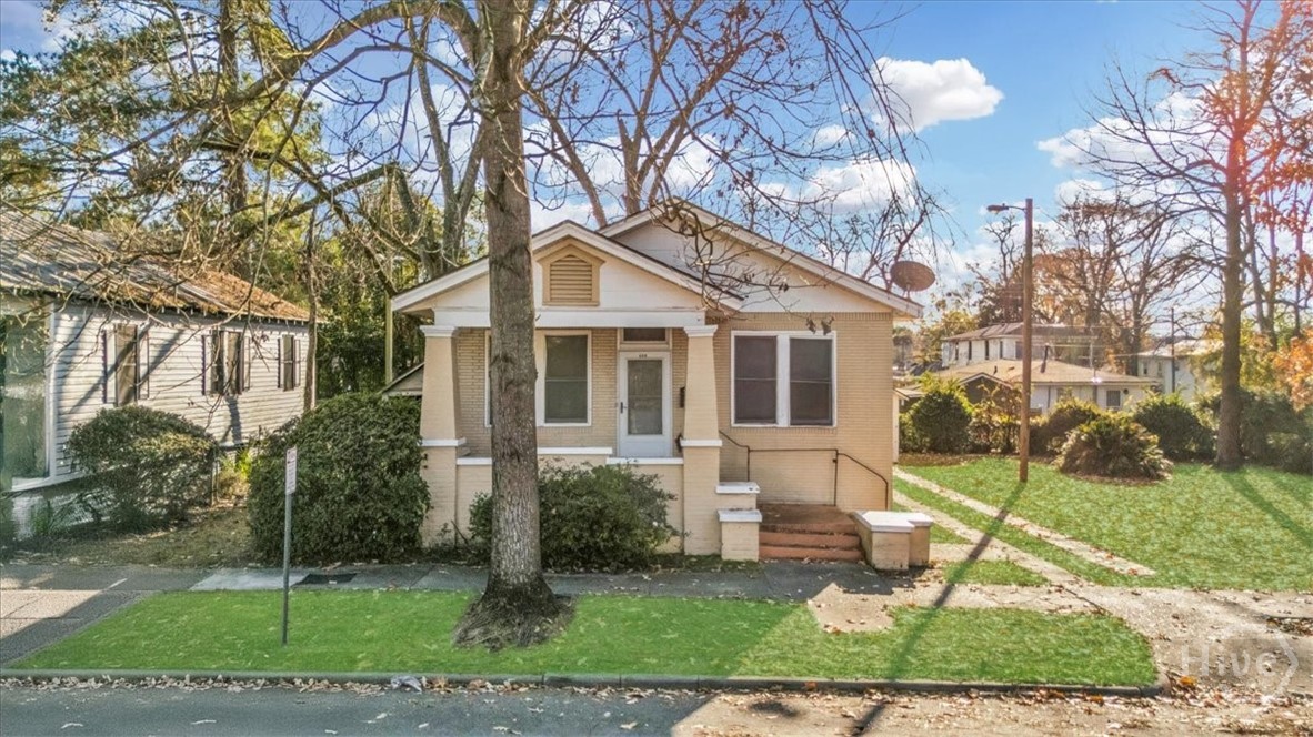 905 West 41st Street Savannah, GA 31415 - Photo 2 of 25