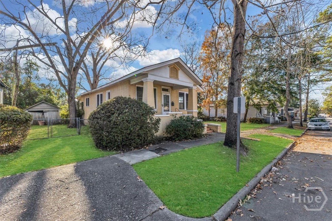 905 West 41st Street Savannah, GA 31415 - Photo 4 of 25