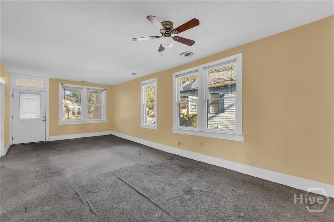 905 West 41st Street Savannah, GA 31415 - Photo 8 of 25