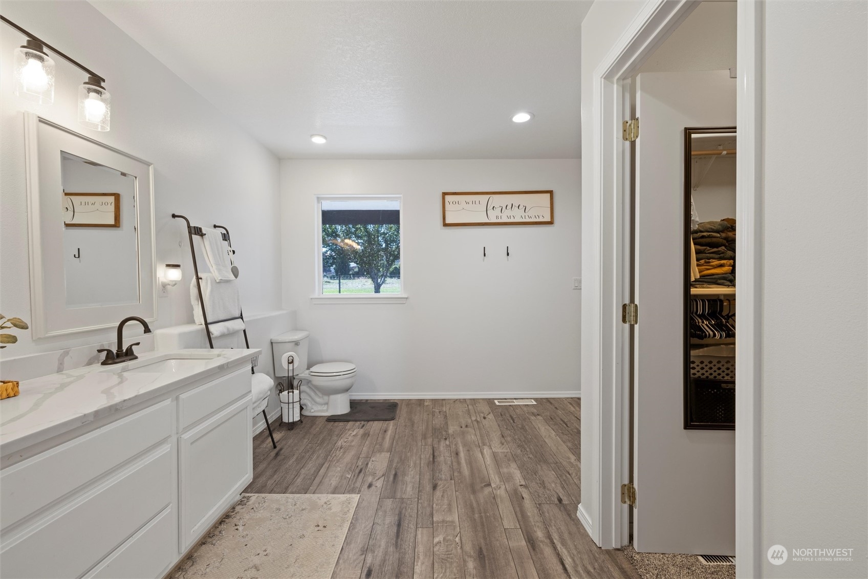 244924 East Hover Road Kennewick, WA 99337 - Photo 13 of 40 Gallery Image 13