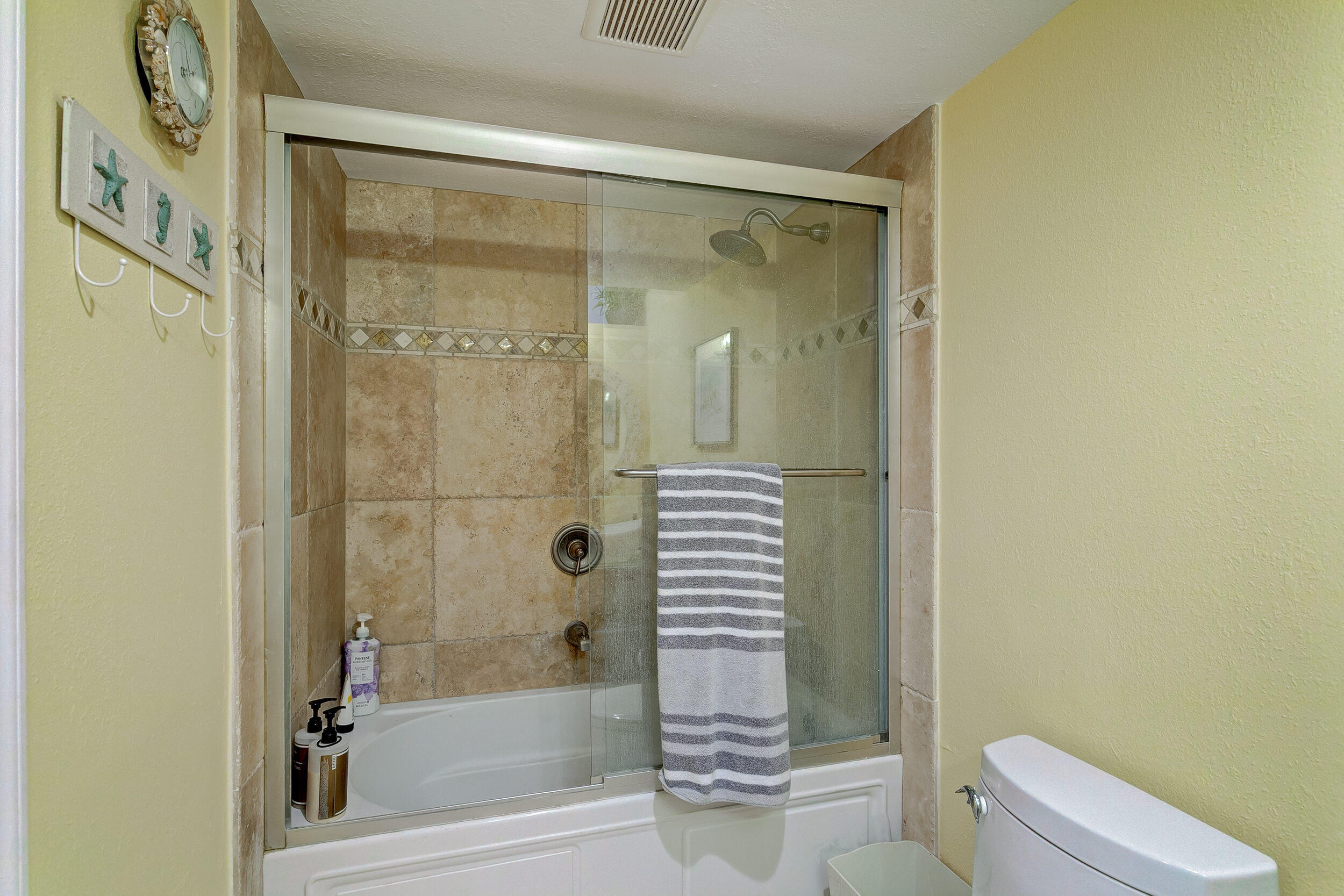5420 North Ocean Drive, Unit 801 Riviera Beach, FL 33404 - Photo 27 of 57 5420 N Ocean 801