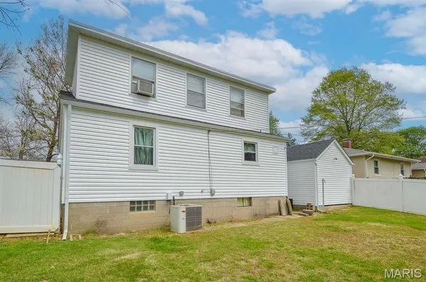 $50,000 | 2320 Meadow Drive, Belleville, IL 62226