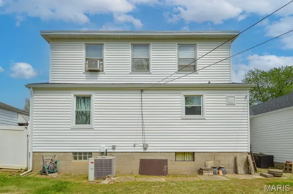 $50,000 | 2320 Meadow Drive, Belleville, IL 62226