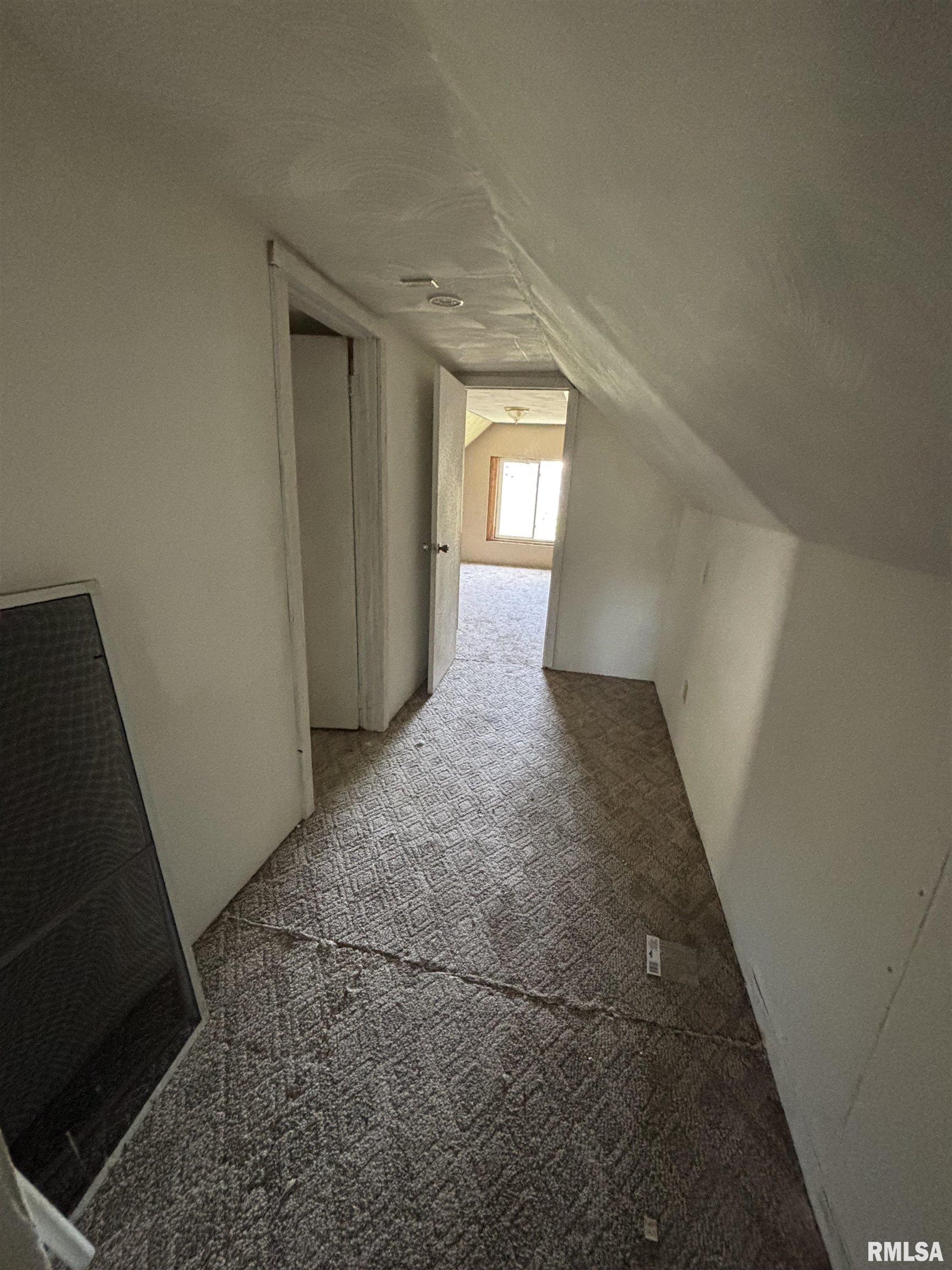 205 2nd Street South Pekin, IL 61564 - Photo 28 of 41