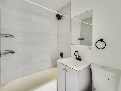$1,550 | 7250 North Western Avenue, Unit 303, Chicago, IL 60645