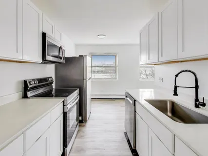 $1,550 | 7250 North Western Avenue, Unit 303, Chicago, IL 60645