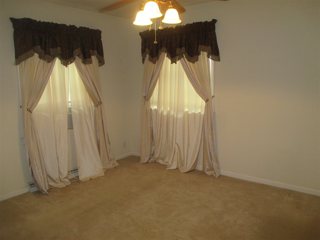 6313 Old State Road Evansville, IN 47710 - Photo 16 of 36 Gallery Image 16
