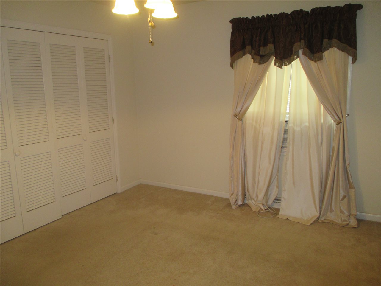 6313 Old State Road Evansville, IN 47710 - Photo 18 of 36 Gallery Image 18