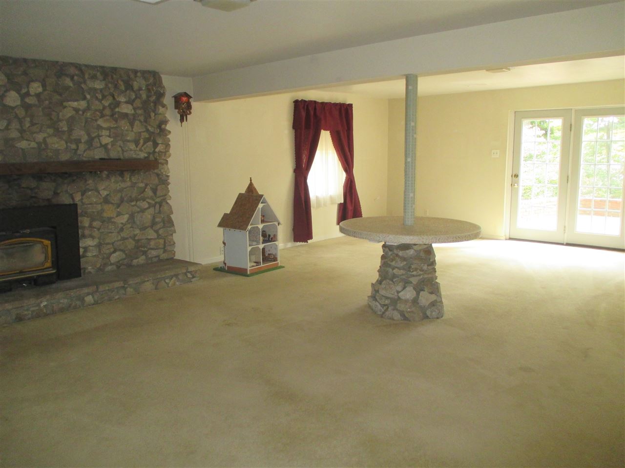 6313 Old State Road Evansville, IN 47710 - Photo 24 of 36 Gallery Image 24