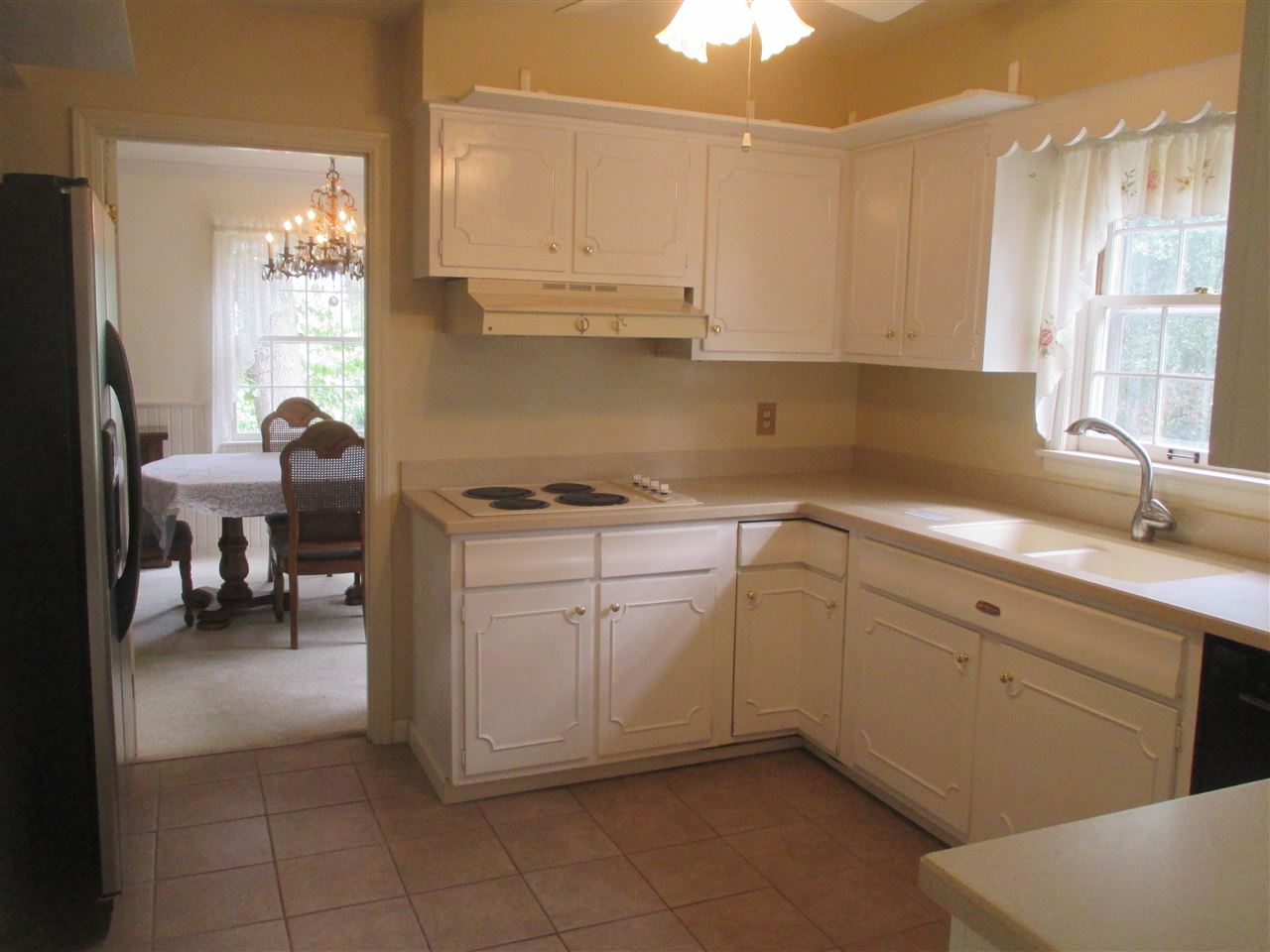6313 Old State Road Evansville, IN 47710 - Photo 9 of 36 Gallery Image 9