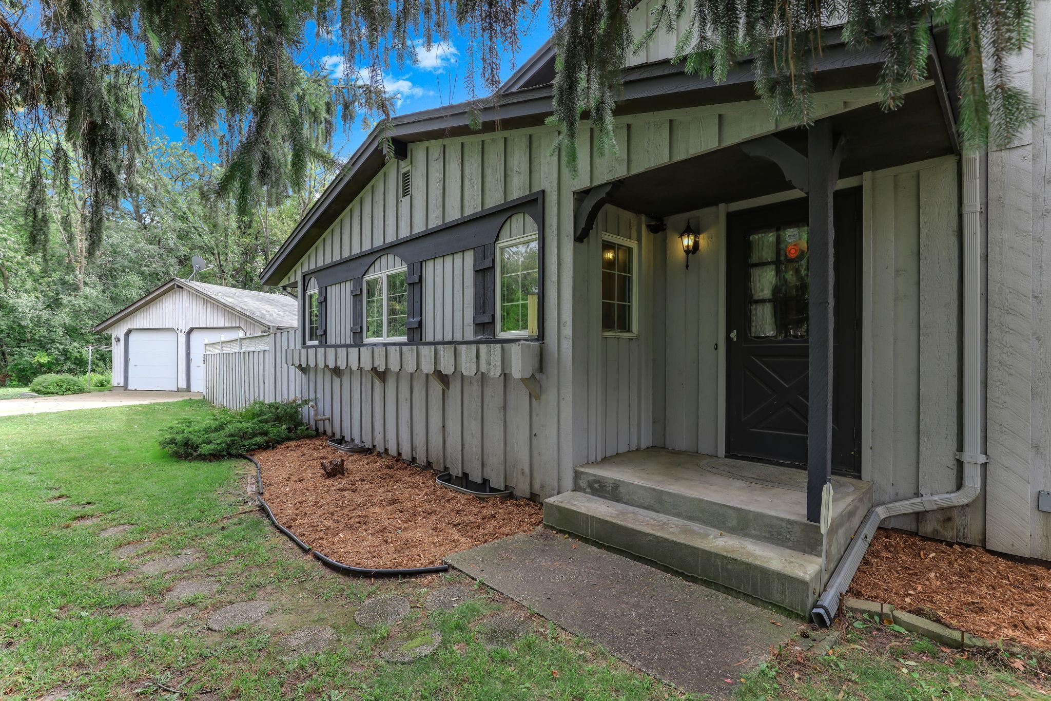 408 Totem Road St. Paul, MN 55119 - Photo 1 of 1 Gallery Image 1