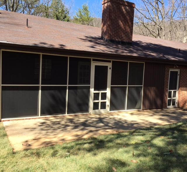 2051 Ruritan Road Roanoke, VA 24012 - Photo 18 of 19 Patio