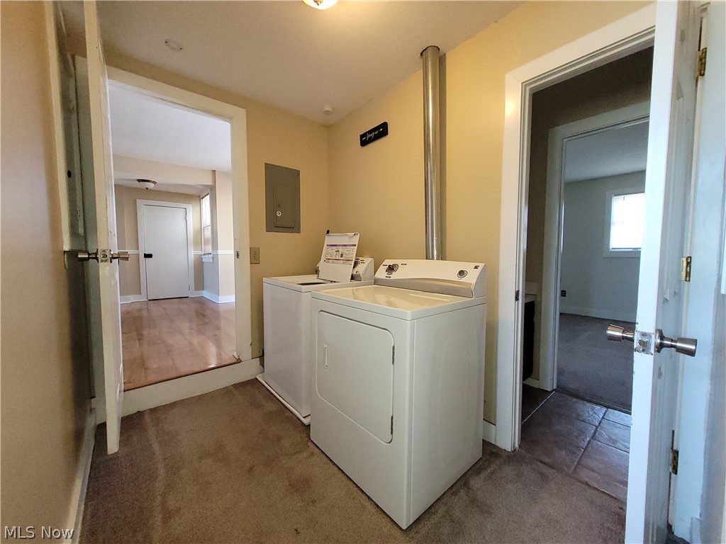 9021 Johnnycake Ridge Road Mentor, OH 44060 - Photo 11 of 32 Laundry Room/Mud Room