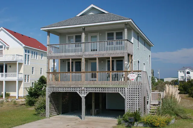 $549,000 | 41578 Starboard Drive, Unit 744, Avon, NC 27915