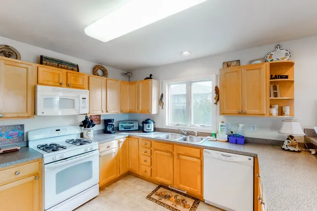 $549,000 | 41578 Starboard Drive, Unit 744, Avon, NC 27915