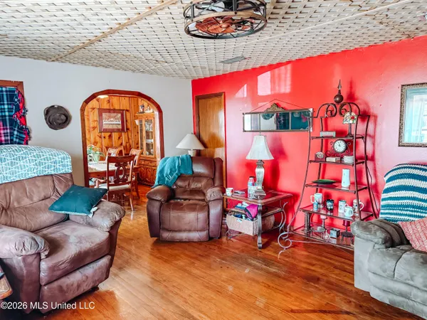 $170,000 | 907 Grand Avenue, Leakesville, MS 39451