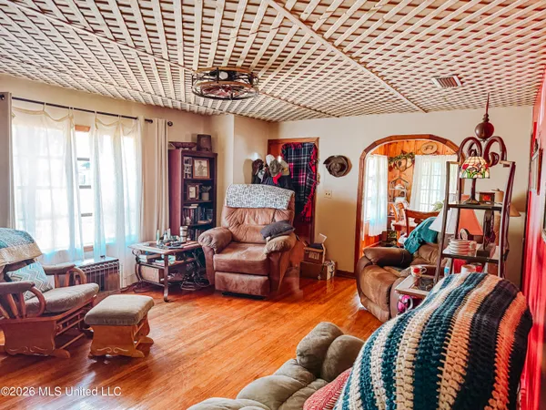 $170,000 | 907 Grand Avenue, Leakesville, MS 39451