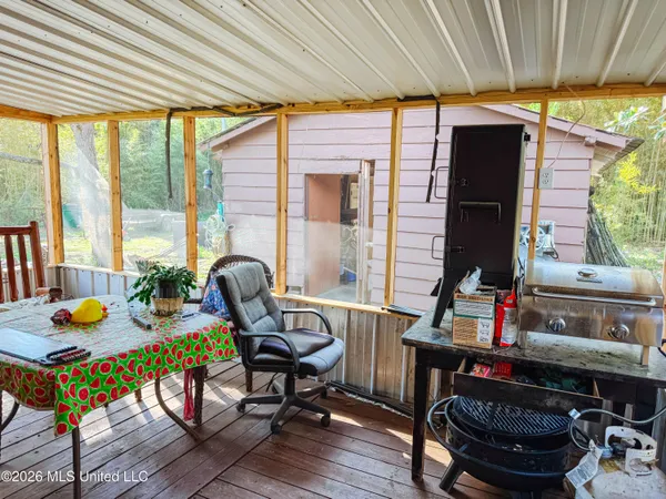 $170,000 | 907 Grand Avenue, Leakesville, MS 39451
