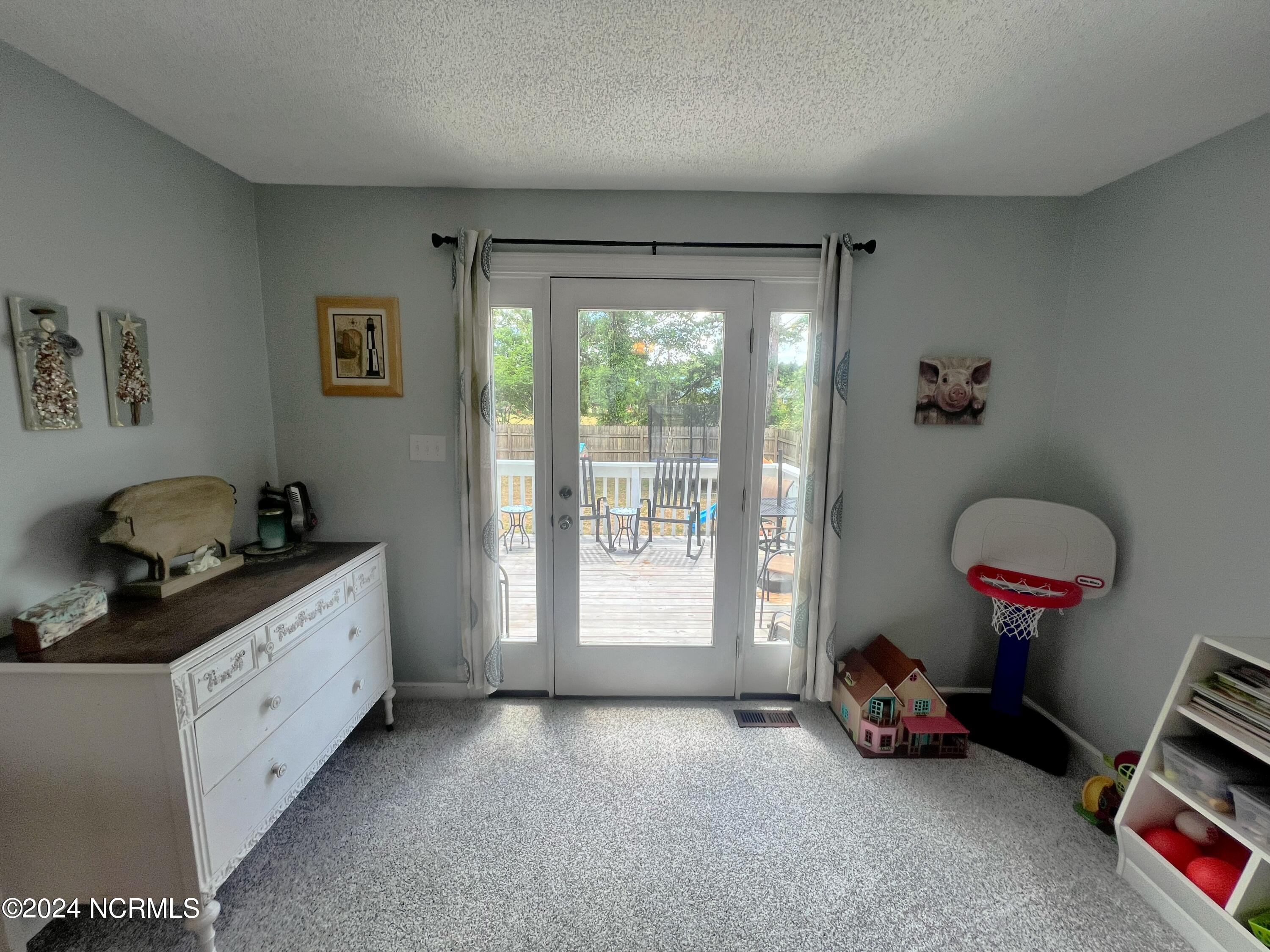 4907 Briarhill Road New Bern, NC 28562 - Photo 24 of 44 Family Room