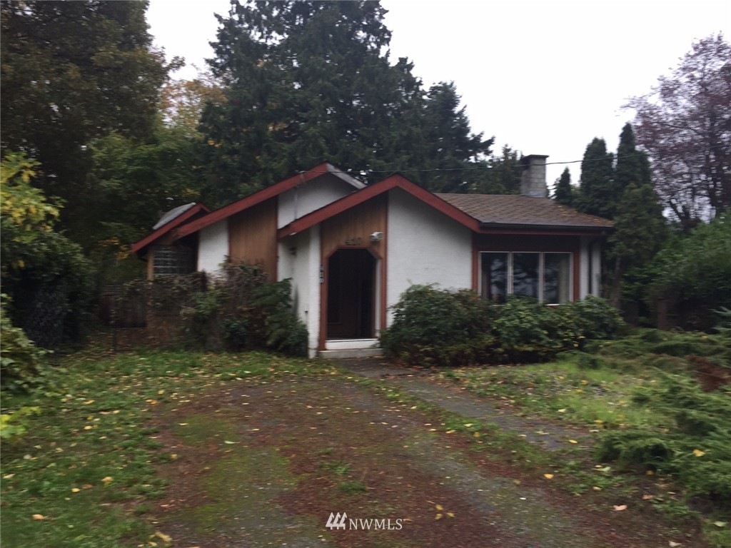 410 West Bluff Road Point Roberts, WA 98281 - Photo 1 of 21 Gallery Image 1