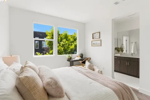 $735,000 | 1355 Pullman Way, Oakland, CA 94607