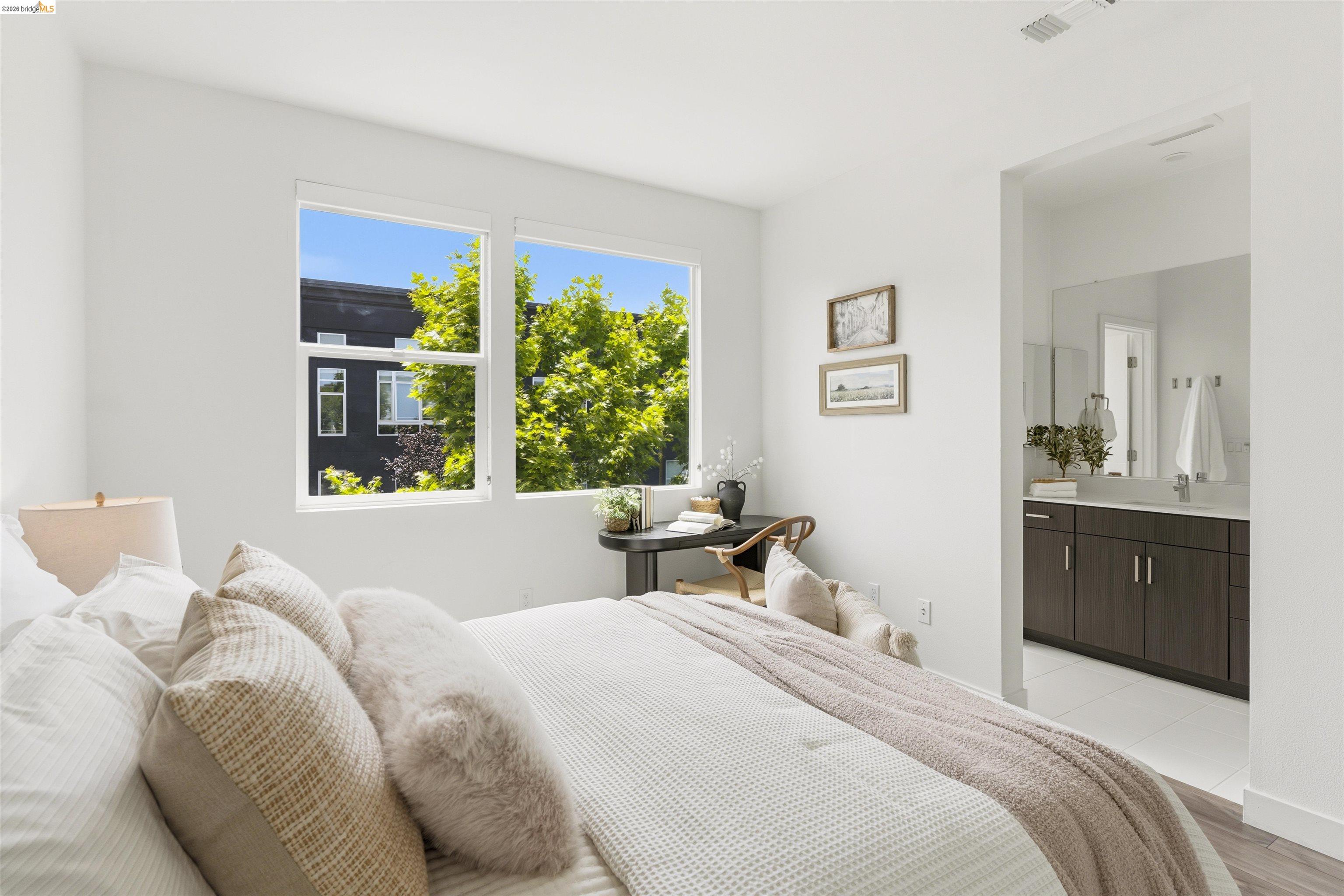 1355 Pullman Way Oakland, CA 94607 - Photo 33 of 75