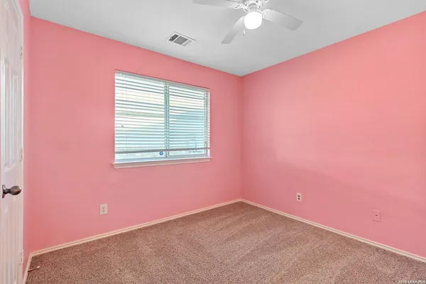 $1,670 | 9131 Hilltop Crossing Drive, San Antonio, TX 78251