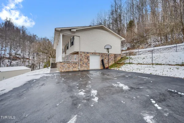 $369,900 | 135 Riders Drive, Gate City, VA 24251
