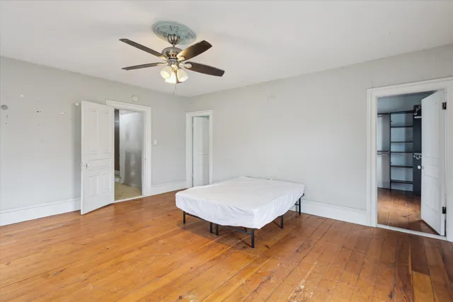 $260,000 | 4900 East Mosherville Road, Jonesville, MI 49250