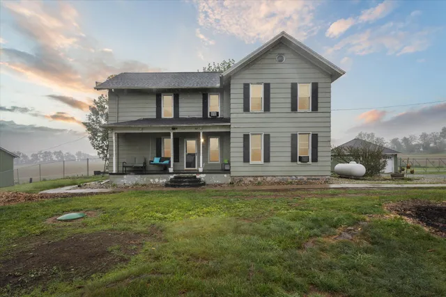 $260,000 | 4900 East Mosherville Road, Jonesville, MI 49250