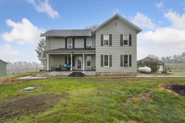 $260,000 | 4900 East Mosherville Road, Jonesville, MI 49250