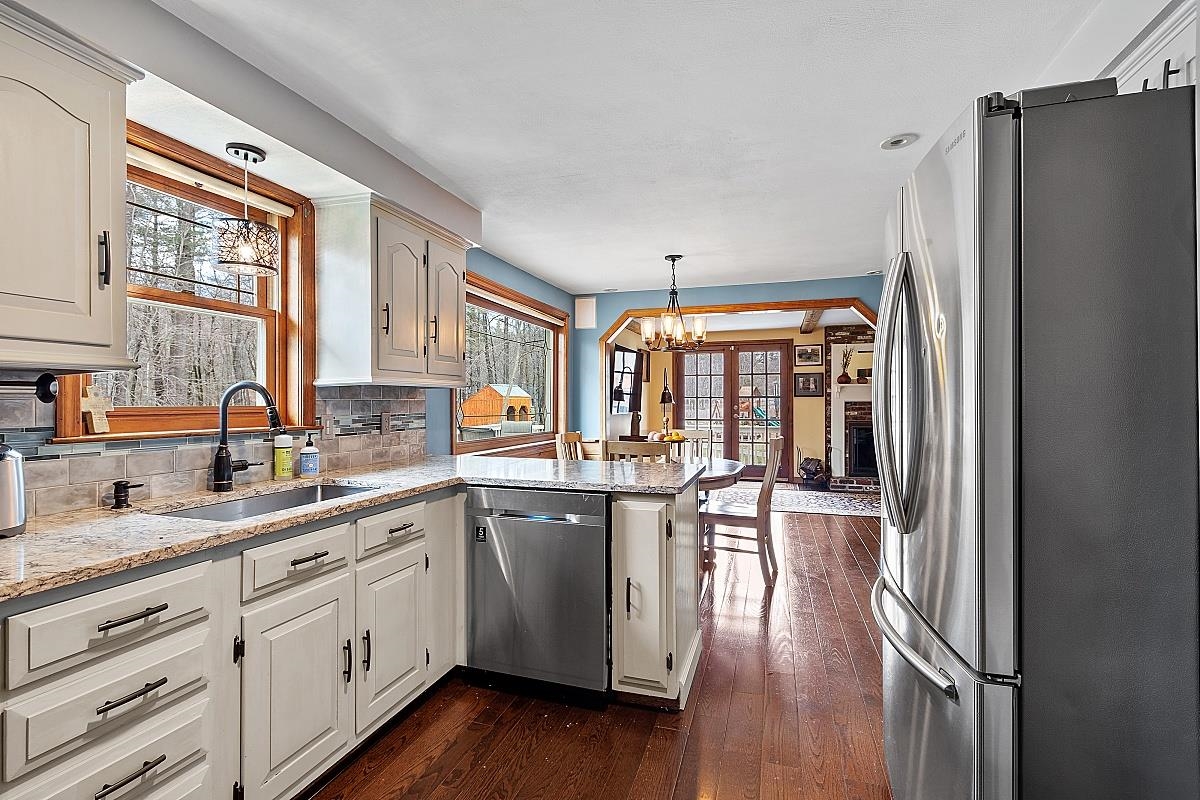 6 Ballard Road Derry, NH 03038 - Photo 11 of 36