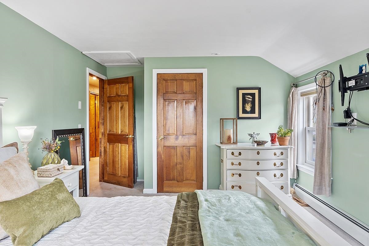 6 Ballard Road Derry, NH 03038 - Photo 22 of 36