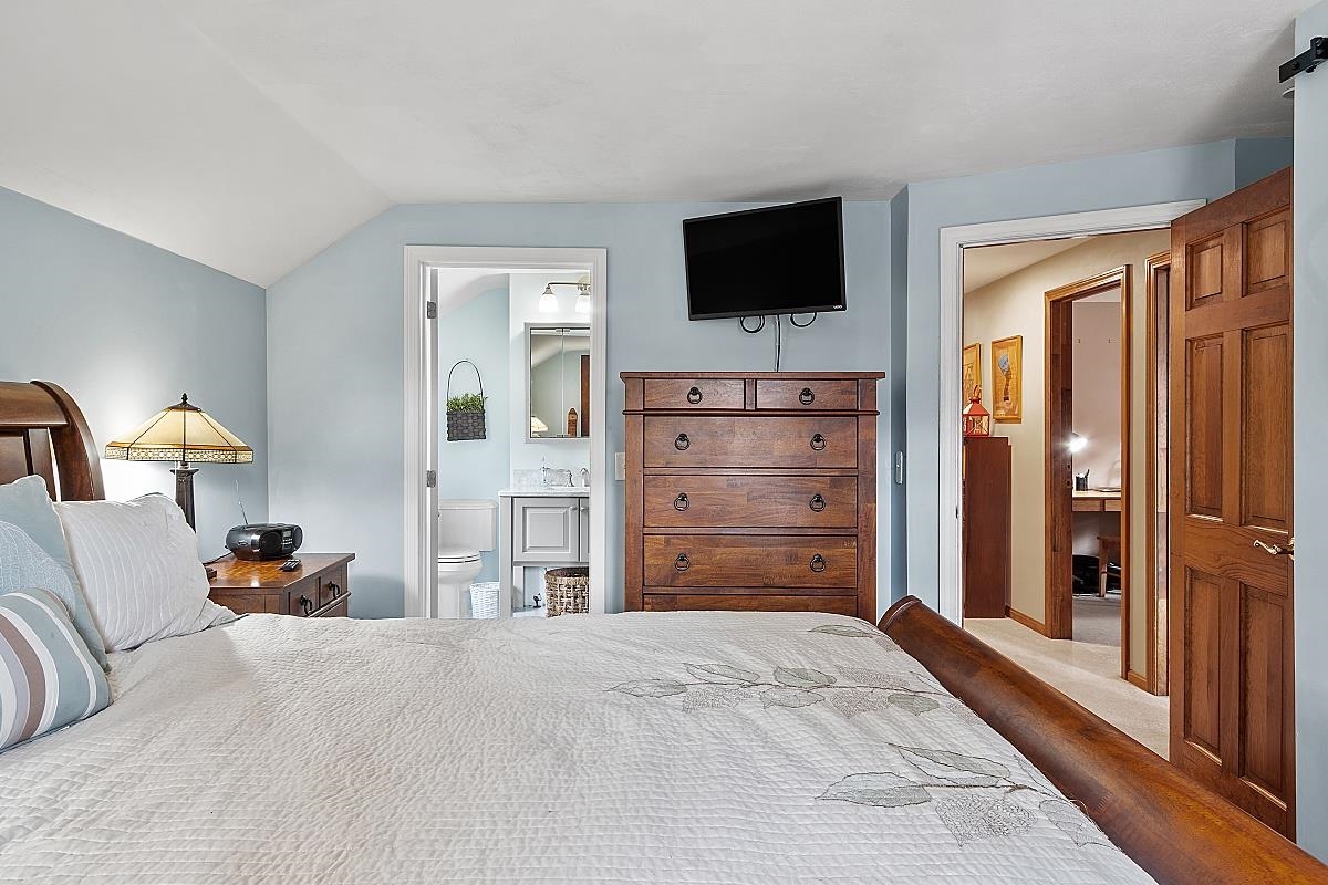 6 Ballard Road Derry, NH 03038 - Photo 25 of 36
