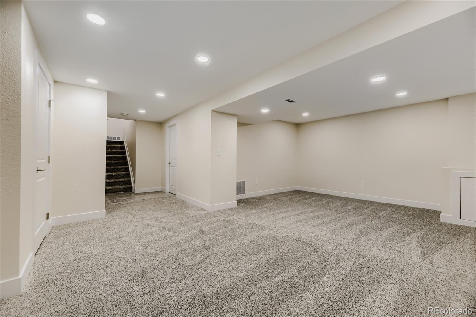 79 Prairie Ridge Road Highlands Ranch, CO 80126 - Photo 24 of 32 Gallery Image 24