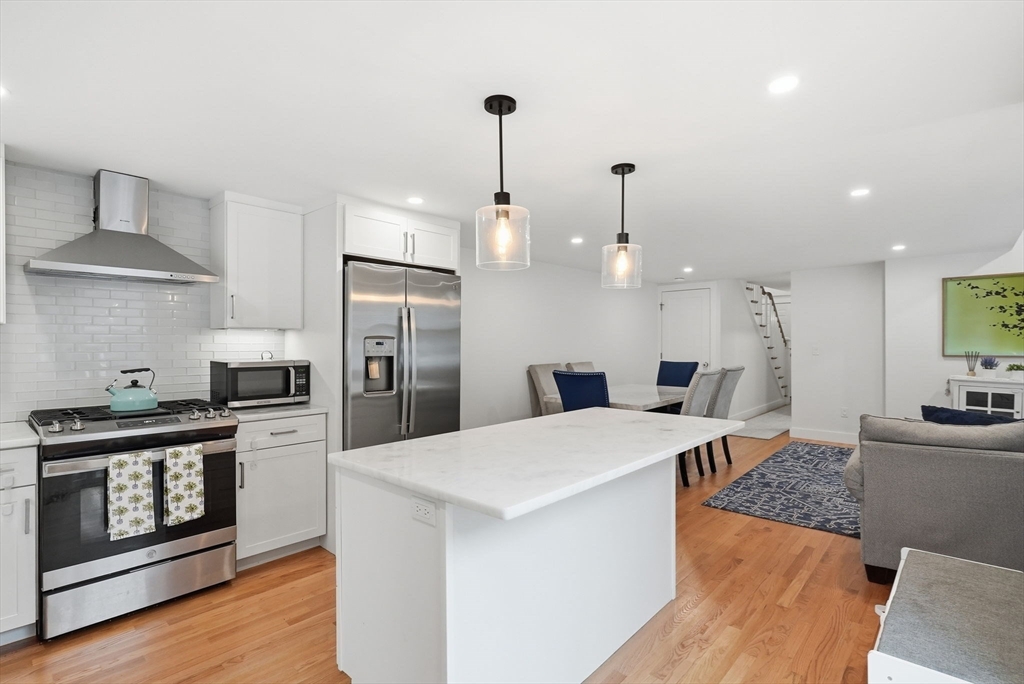 42 Messinger Street, Unit 42 Canton, MA 02021 - Photo 9 of 42