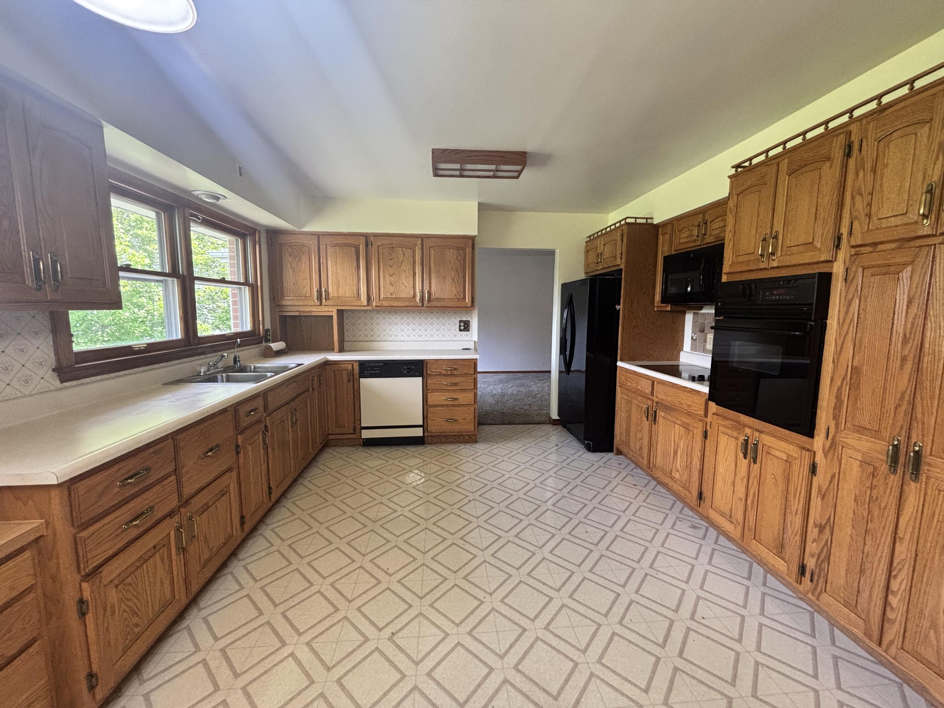 570 East Amsler Road Rensselaer, IN 47978 - Photo 7 of 27 3000x2250