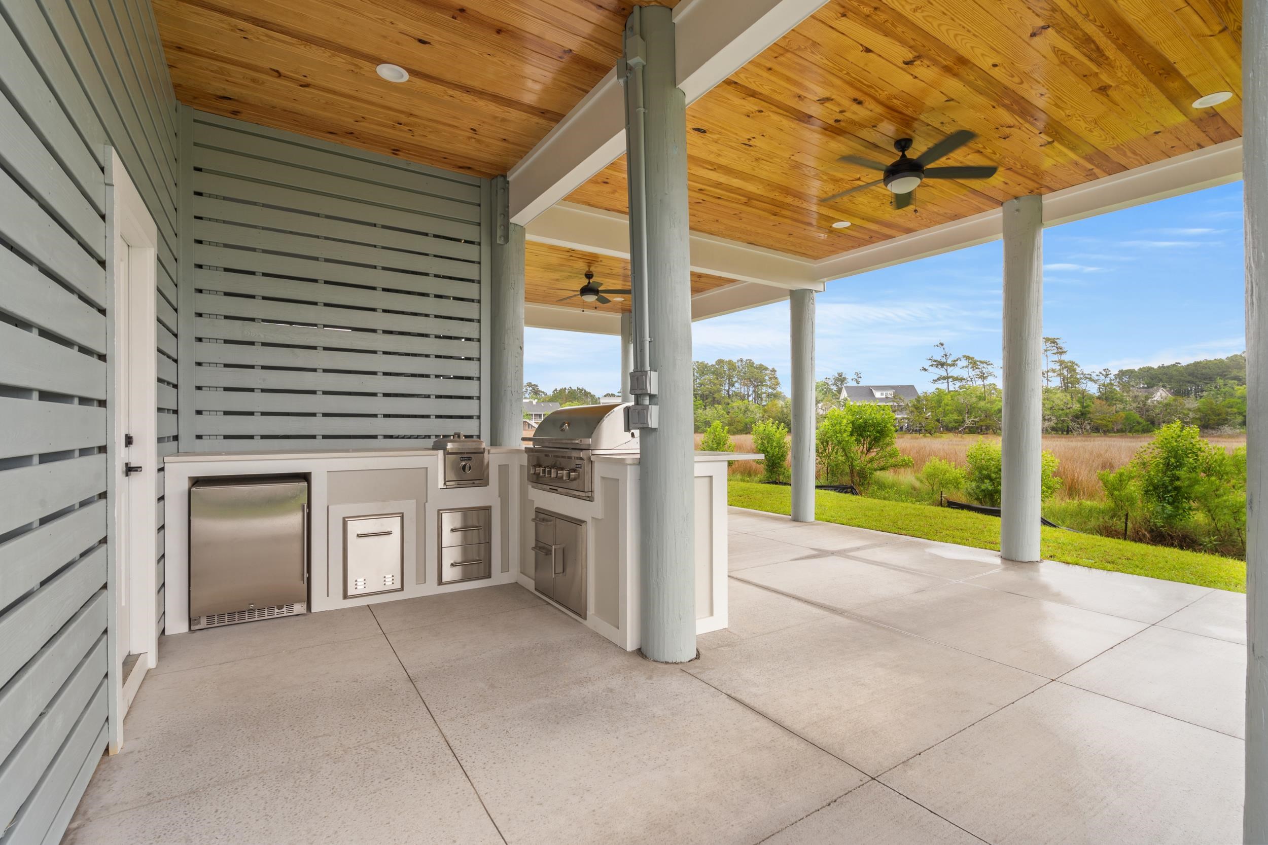 80 Mullet Bay Road Pawleys Island, SC 29585 - Photo 5 of 11