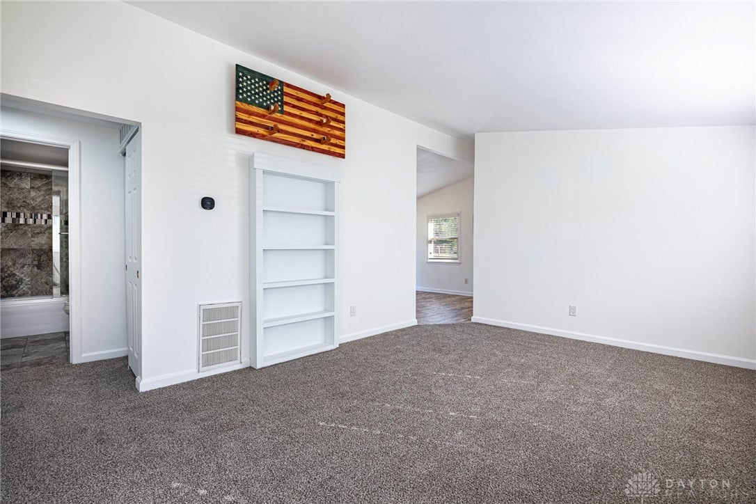3561 Parallel Road Moraine, OH 45439 - Photo 7 of 37 Gallery Image 7