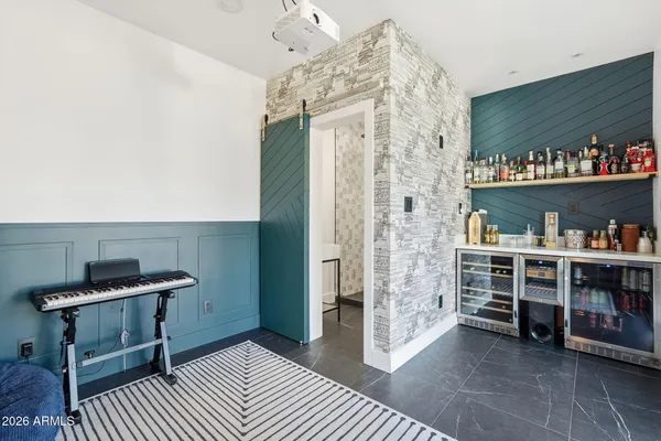 $1,825,000 | 3901 East Weldon Avenue, Phoenix, AZ 85018