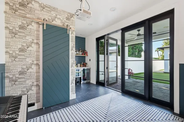 $1,825,000 | 3901 East Weldon Avenue, Phoenix, AZ 85018