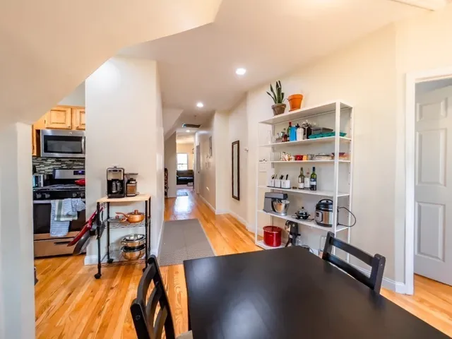 $2,600 | 153 Amory Street, Unit 3, Boston, MA 02119