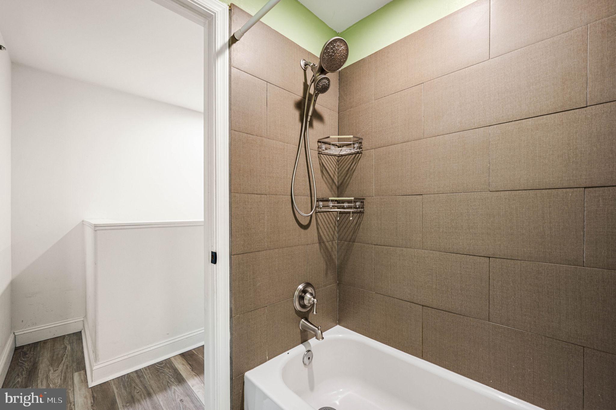 213 Roxborough Avenue Philadelphia, PA 19128 - Photo 17 of 23 Gallery Image 17