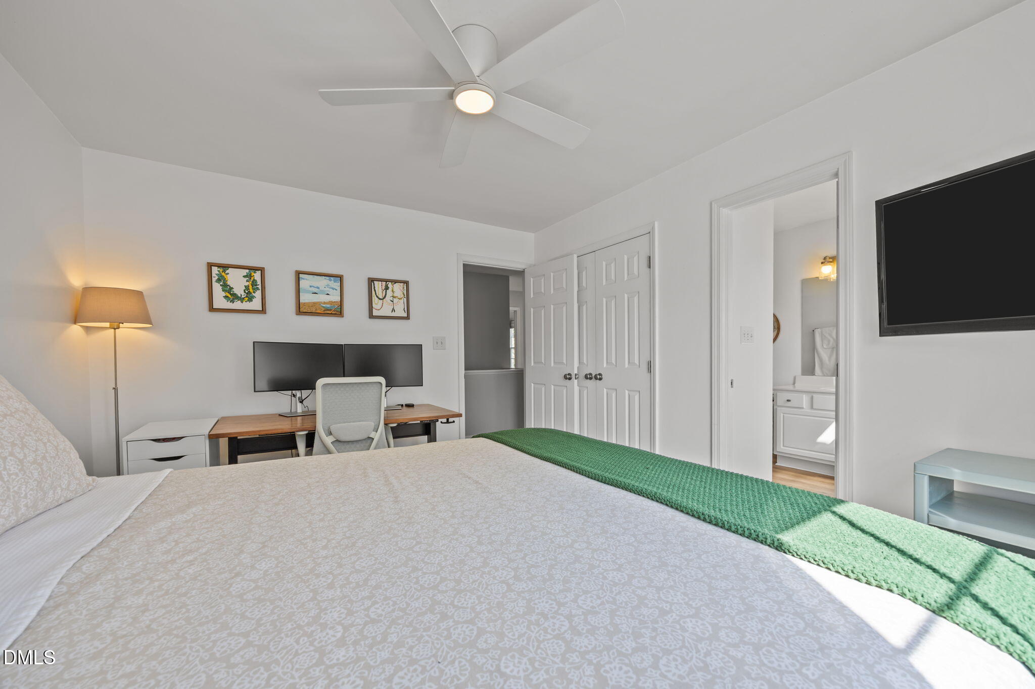 9523 Hanging Rock Road Raleigh, NC 27613 - Photo 18 of 22 23-web-or-mls-IMG_7160