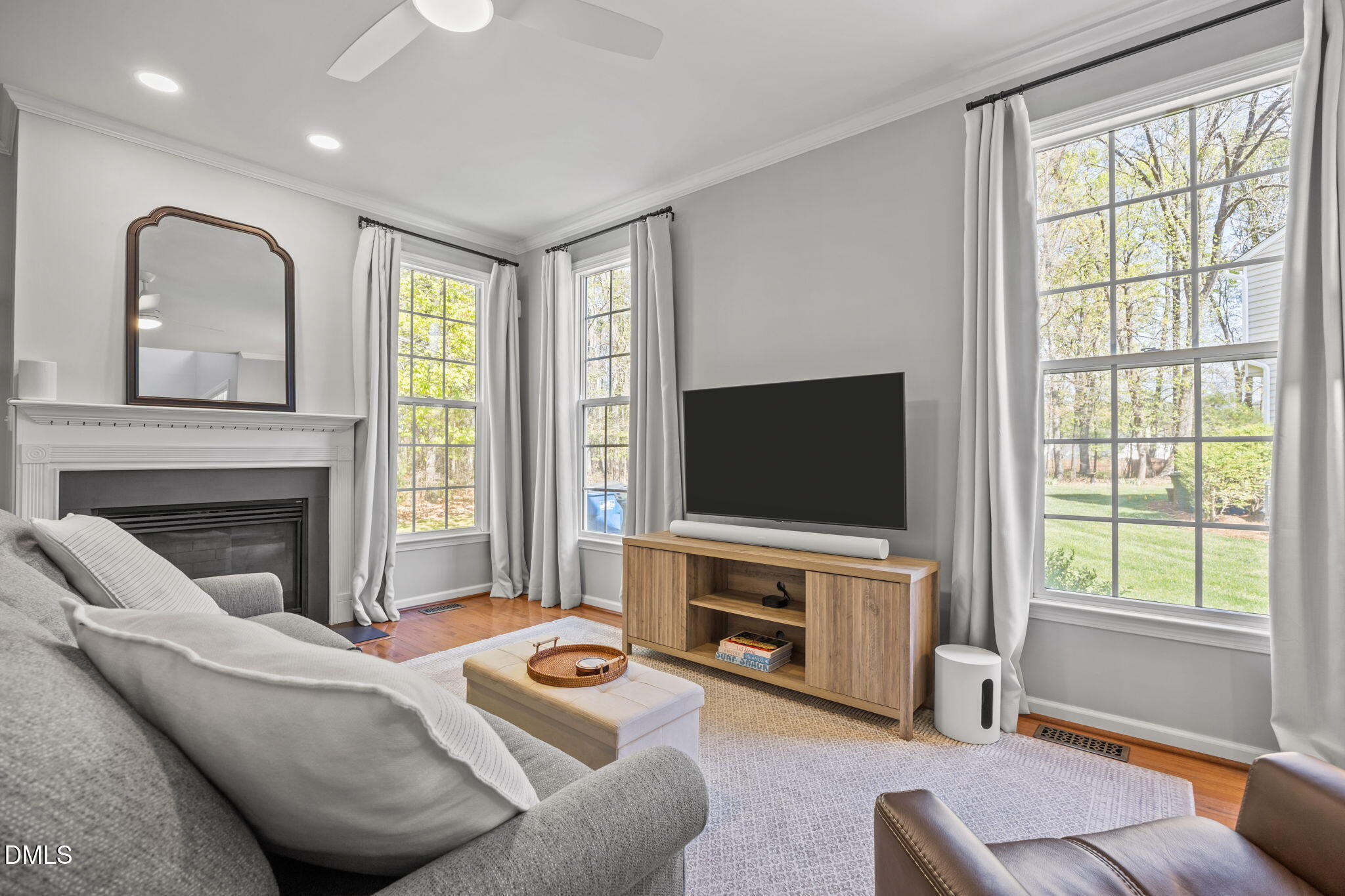 9523 Hanging Rock Road Raleigh, NC 27613 - Photo 5 of 22 12-web-or-mls-IMG_7115